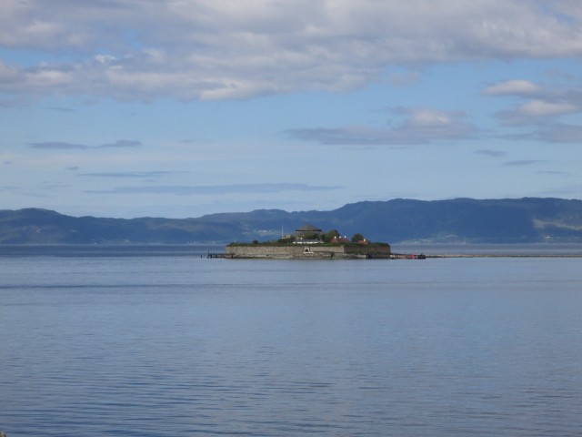 Hurtigruten_2015-06-19_12-00